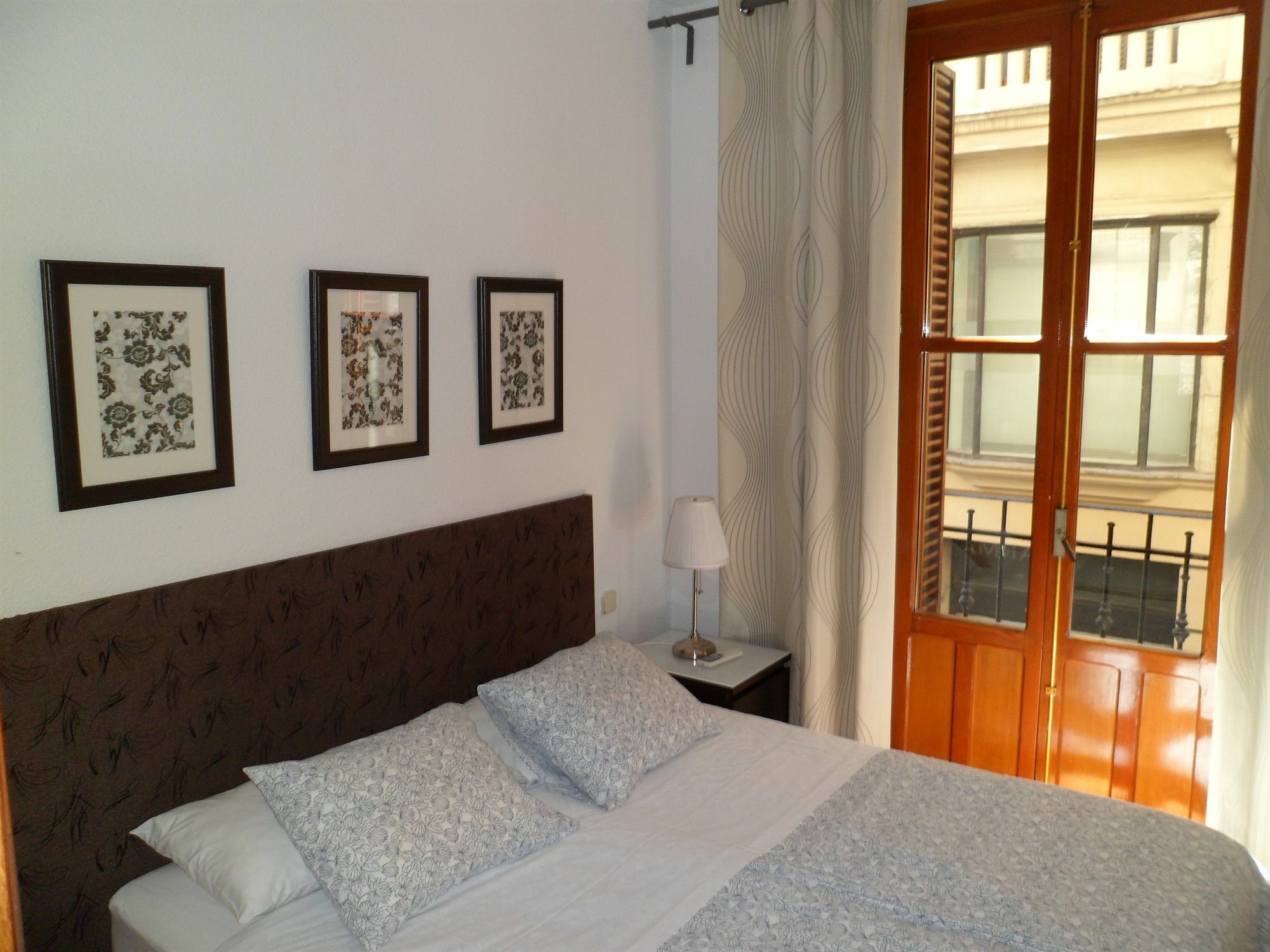 Room Canalejas Madrid Exteriör bild